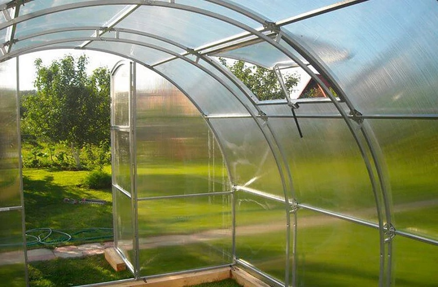 картинка Теплица арочная с двойной фермой 3х8 каркас